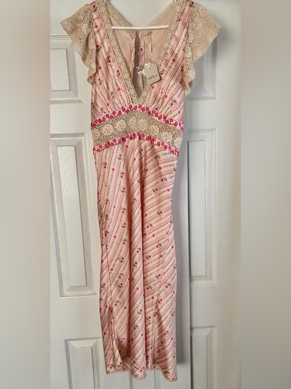 NWT Free People Bali Belle Floral Ruffle Satin Midi Dress in Color: Soft Pink - Picture 5 of 5